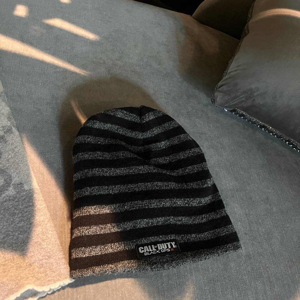 Call of Duty Black Ops Gray and Black Striped Beanie
